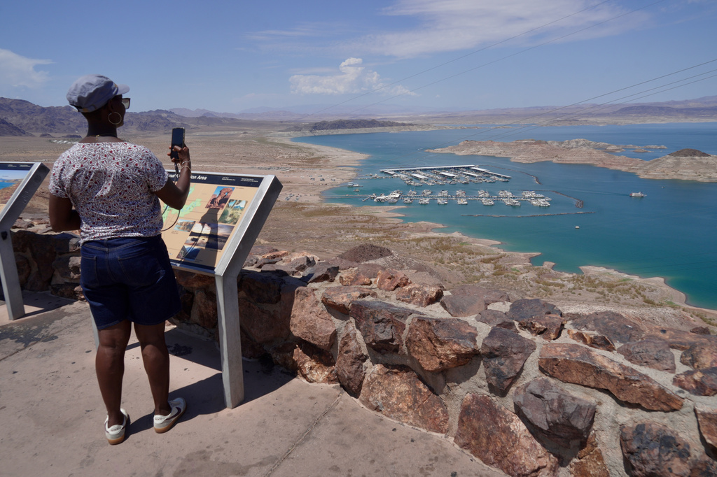 Lake Mead hits historic low water level as Colorado River struggles